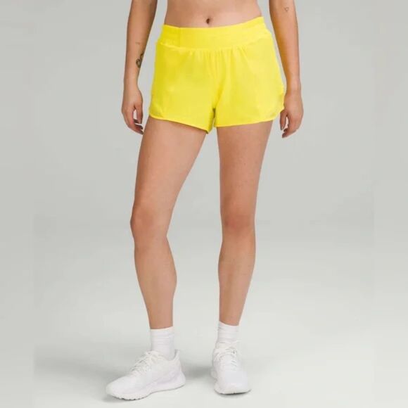 Lululemon Hotty Hot Low Rise Short 4"‎ Lined Sonic Yellow Size 14 NWT - Picture 2 of 6